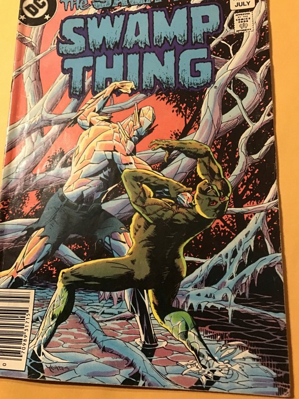 The Saga of Swamp Thing #15 : DC 7/83 VG+; Bo & Scott Hampton art