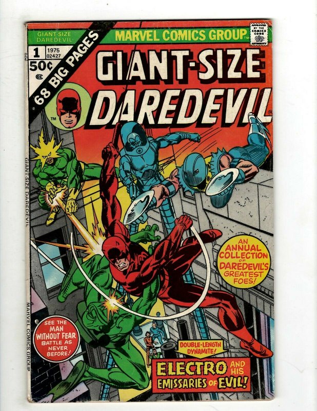 8 Marvel Comics Giant-Size Daredevil 1 Battlestar Galactica 1 Captain + J461