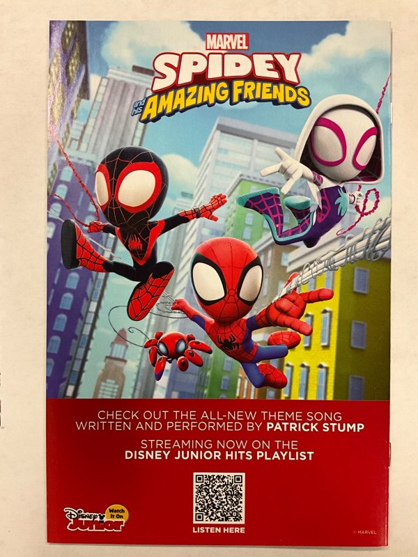 Defenders #1 Momoko Variant Cover (2021)