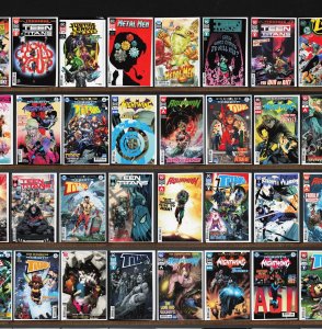 Huge Lot 140+ Comics with Nightwing, Titans, Aquaman, World& & More!