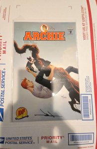 Archie #1 Dynamic Forces Cover (2015) signed by Jae Lee /225
