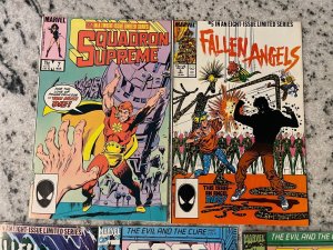 5 Marvel Comics Cage 5 6 + Fallen Angels 3 5 + Squadron Supreme # 7 Hulk 24 J818