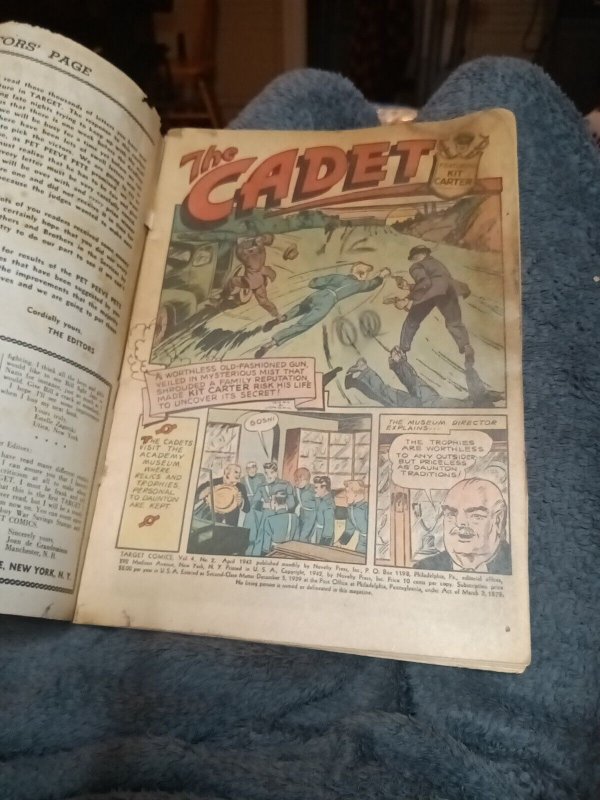 Target Comics v4 #2 (#38) Apr 1943 The Cadet Chameleon Dan'l Flannel Golden Age