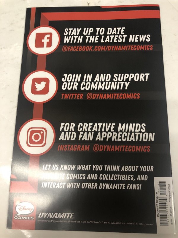 Gargoyles (2022) # 1 Virgin Varian signed Tony Fleecs * Trish Forstner *Dynamite