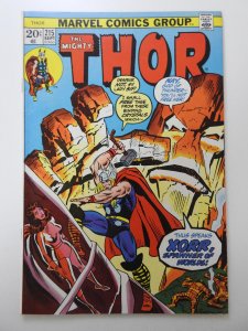 Thor #215 (1973) vs Xorr, Spawner of Worlds! Beautiful Fine/VF Condition!