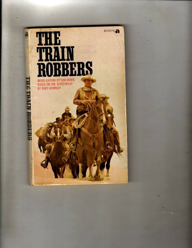 3 Pocket Books The Train Robbers, The Shootist, Ironside JL22