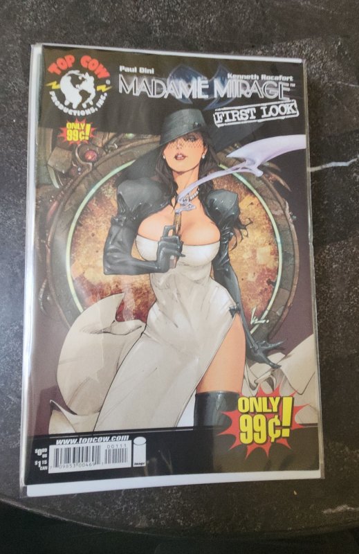 Madame Mirage: First Look (2007)