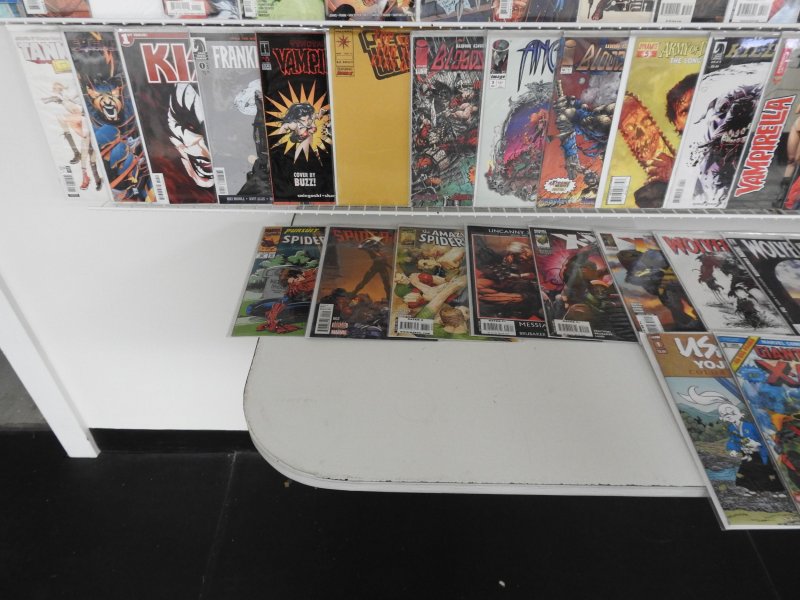 Huge Lot 140+ Comics W/ Spider-Man, Wolverine, Daredevil, +More! Avg VF Cond!
