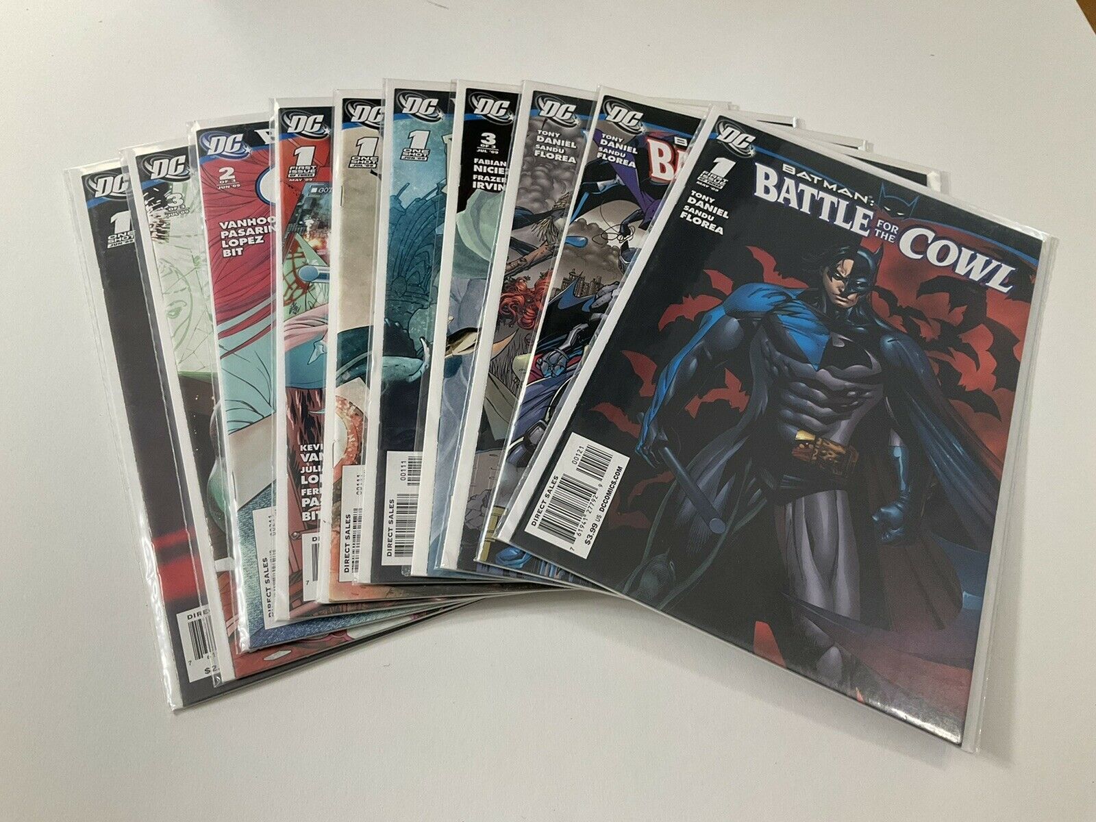 Batman Battle for the Cowl 1-3 With Extras Nm Near Mint DC Comics | Comic  Books - Modern Age, DC Comics, Batman / HipComic