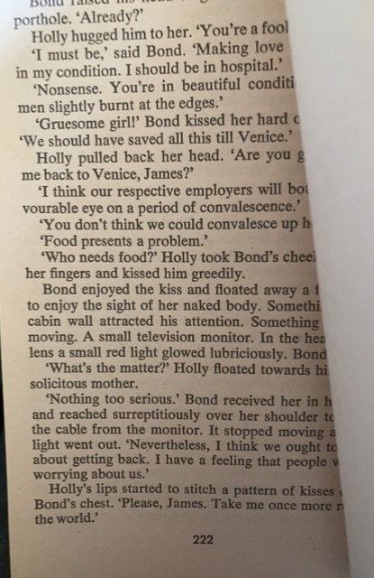 Moonraker bond paperback adaptation, f979 unmarked