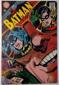 Batman #205 (3.0, 1968) Top Staple Detached