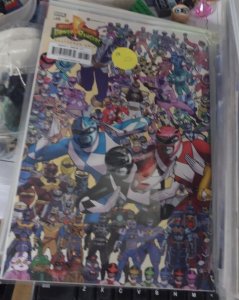 MIGHTY MORPHIN POWER RANGERS # 25  2018  boom shattered grid koblish variant key