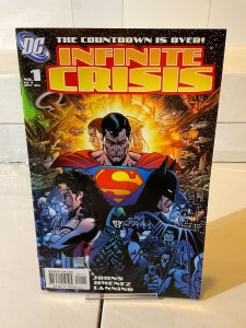 Infinite Crisis #1  2005  George Perez Variant!