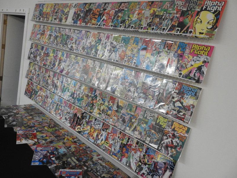 Huge Lot of 160+ Comics W/ Alpha Flight, Silver Surfer, +More! Avg. VF Condition