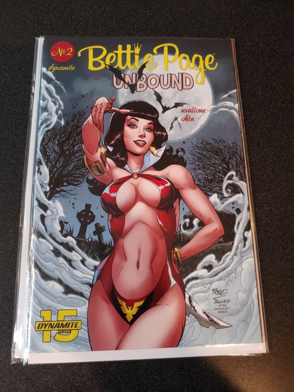 BETTIE PAGE UNBOUND #2 COVER A ROYLE DYNAMITE NM 1ST PRINT 2019