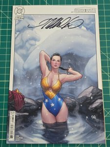WONDER WOMAN #17 DC 2025 FRANK CHO VARIANT SIGNED NYCC W/COA NM