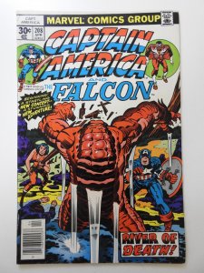 Captain America #208 (1977) Sharp Fine Condition!