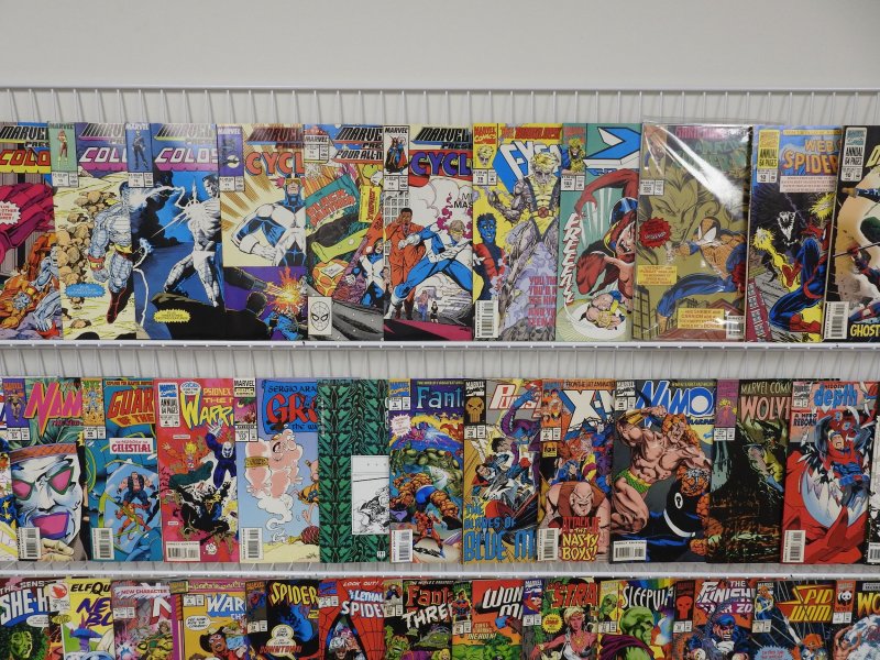 Huge Lot 190+ Comics W/ X-Men, Avengers, Venom, +More! Avg VF- Condition!
