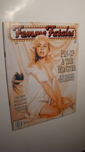 FEMME FATALES V4 N2 *SOLID* FAMOUS MONSTERS DRACULINA VAMPIRE VIXENS