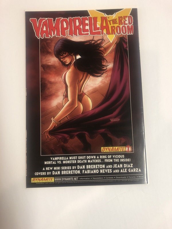 Vampirella (2012) # 13 (NM) Ale Garza Variant Cover