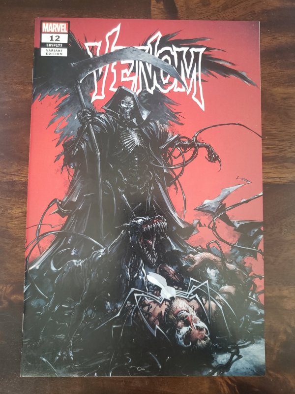 Venom 12 Clayton Crain Comic Mint Exclusives virgin variant signed with COA