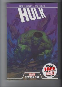 THE INCREDIBLE HULK SEASON ONE HARDCOVER