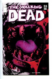 The Walking Dead #35 - Kirkman - Adlard - Rathburn - (Grade 9.2)