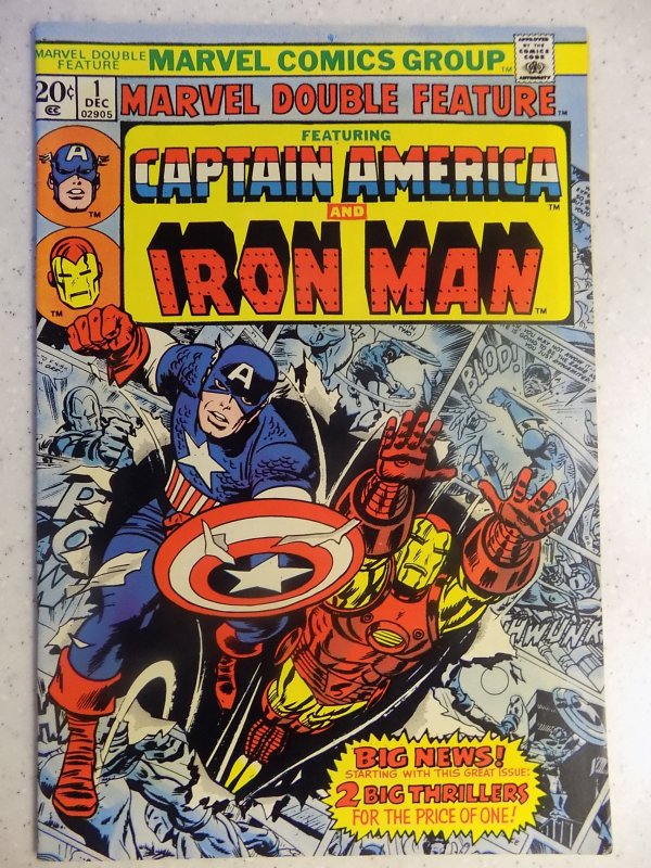 DOUBLE FEATURE # 1 MARVEL CAPTAIN AMERICA IRON MAN