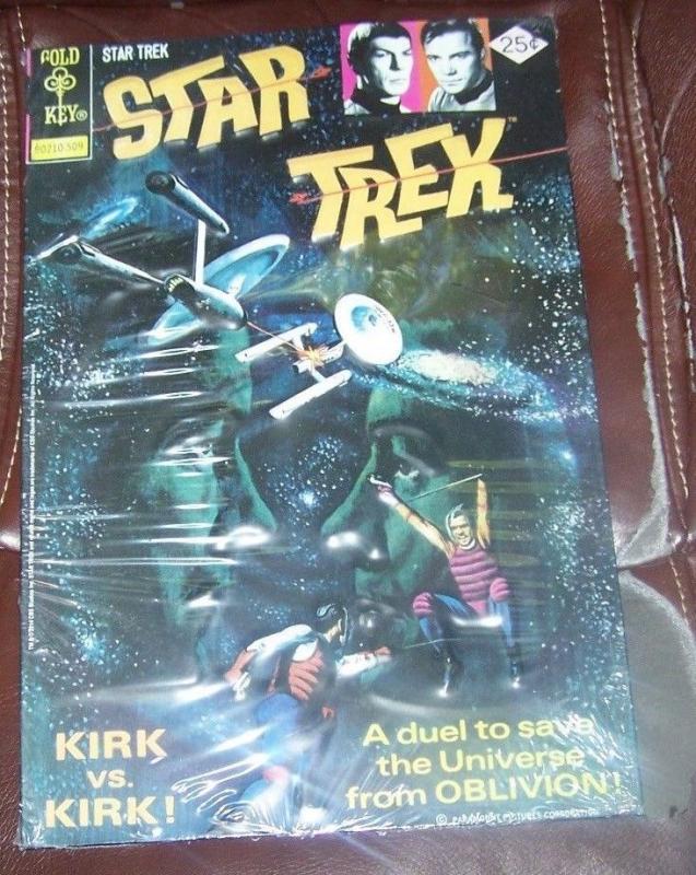 STAR TREK # 33  replica metal tin collectors sign KIRK SPOCK ENTERPRISE GOLD KEY