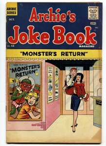 Archie's Joke Book #58 Horror Movie theater Gag cover-Veronica