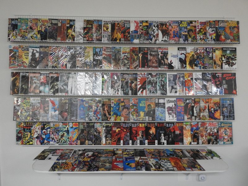 Huge Lot 140+ Comics W/ Spider-Man, Captain America, Catwoman, +More! Avg VF- !