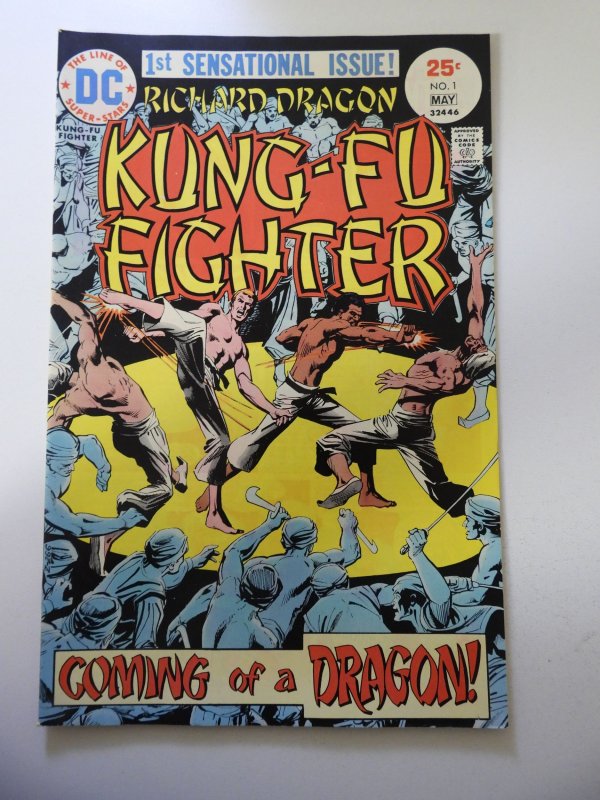Richard Dragon, Kung Fu Fighter #1 (1975) VF Condition
