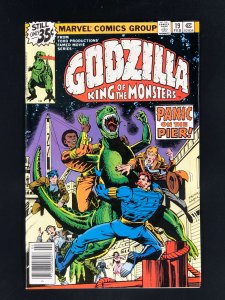 Godzilla #19 (1979) VF/NM Featuring the Howlin' Commandos!