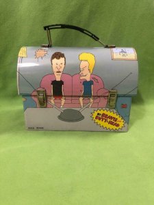 MTV - BEAVIS and BUTTHEAD Lunch Box Stash Metal on couch 2011 new out of case, C 