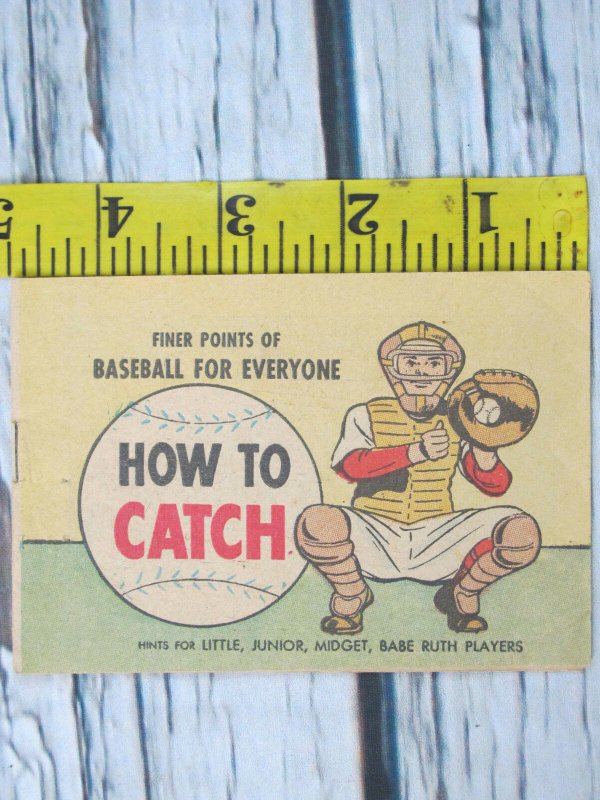 1962 Finer Points of Baseball For Everyone How to Catch Pocket Comic Book