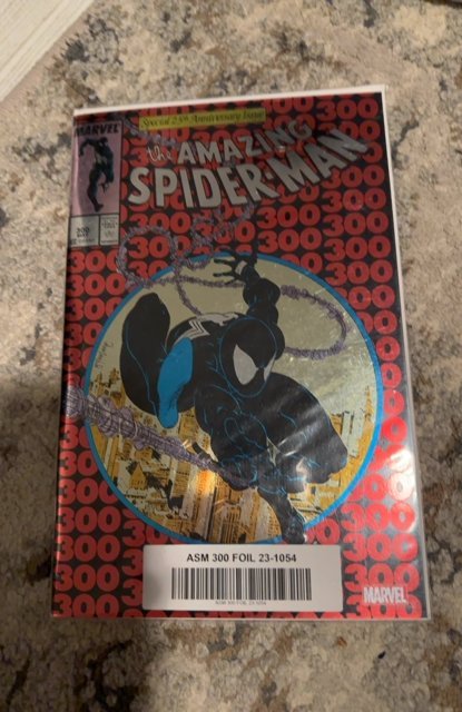 The Amazing Spider-Man #300 Megacon foil variant homage