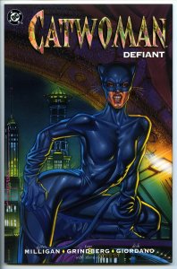 BATMAN: Catwoman Defiant - High grade!