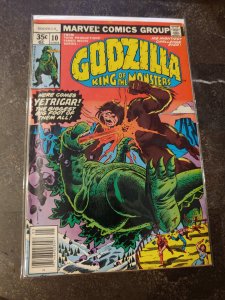 GODZILLA KING OF MONSTERS #10 FINE+