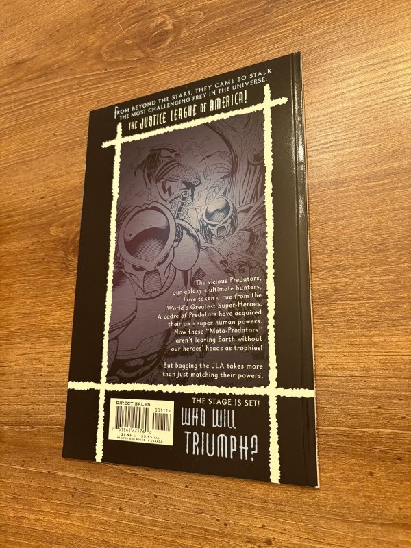 JLA Vs. Predator # 1 NM 1st Print DC Comic Book Superman Batman Flash 6 J373