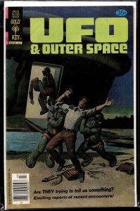 UFO & Outer Space #15 (1978) UFO Flying Saucers