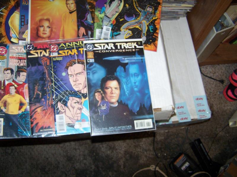 Star Trek  lot of 66 comics # 06-79  +ANNUALS (1990, DC) SPOCK KIRK SULU MCCOY