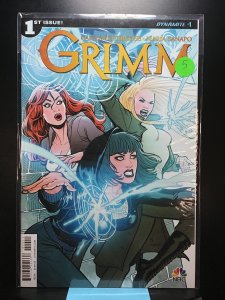 Grimm #1 Cover A - Maria Sanapo (2016)