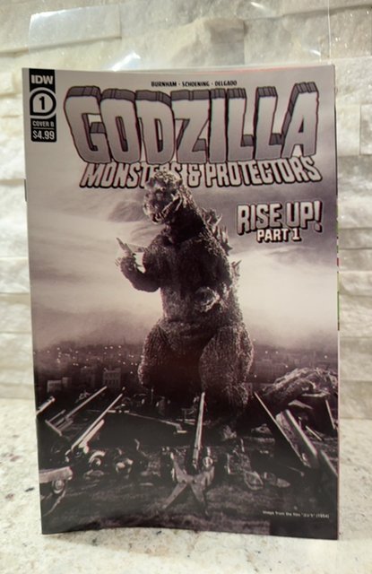 Godzilla: Monsters & Protectors #1 Cover B (2021)