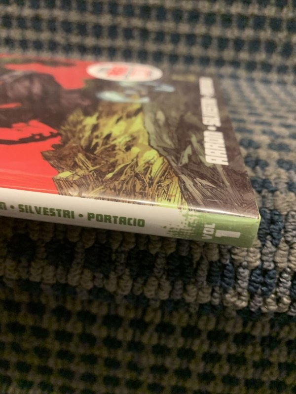 Marvel The Incredible HULK Vol. 1 Graphic Novel *New Sealed (D11)