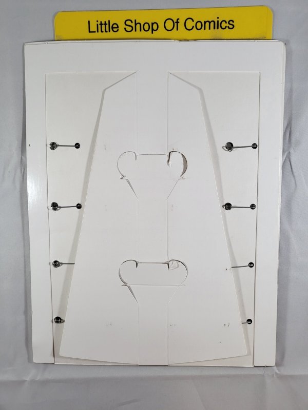 Flashpoint 16 Pin Collection 2011 DC Comics Retail Promotional Display