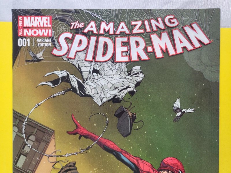 Amazing Spider-Man #1 1:75 Jerome Opena Variant 1st Cindy Moon Cameo 2014