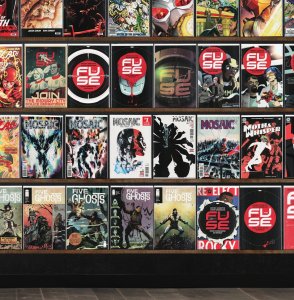 Huge Lot 150+ Comics with Mind The Gap, The Flash, Miracleman & More!