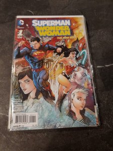 Superman/Wonder Woman #1 (2013)