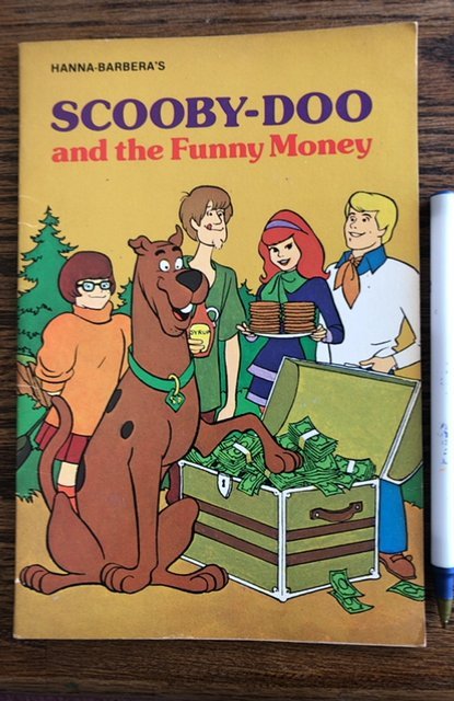 Scooby Doo and the funny money 1982,page yellowing,booklet,glossy