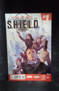 S.H.i.e.L.D. #1  (2015)